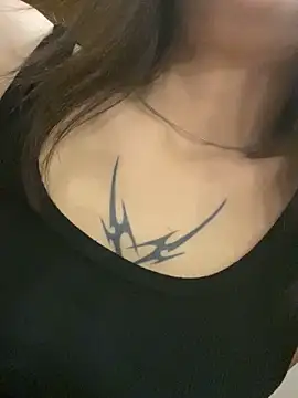   BabyShowPublic   online show from 10-24-25, 03:30