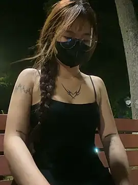   BabyShowPublic   online show from 04-12-26, 02:44