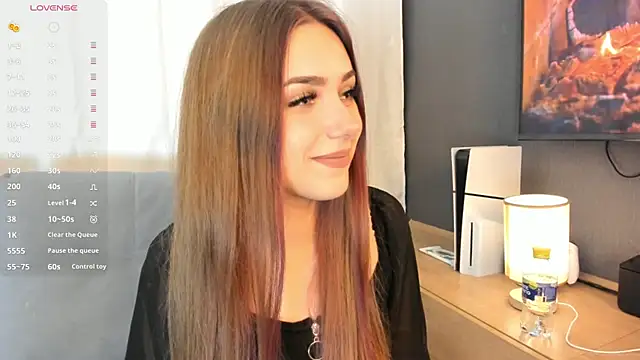 Snapshot of thelittlecowgirl chatting on 09-11-25, 08:53 thelittlecowgirl online show from 09-11-25, 08:53