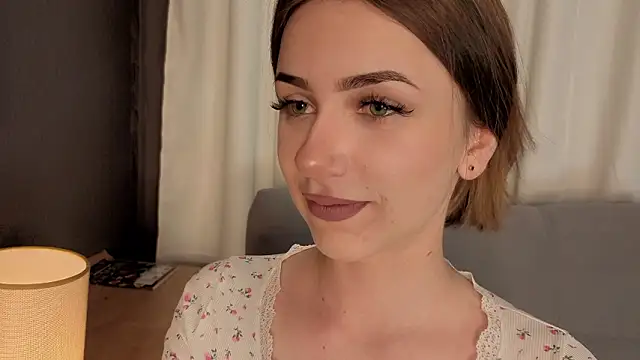 Snapshot of thelittlecowgirl chatting on 02-09-26, 08:24 thelittlecowgirl online show from 02-09-26, 08:24