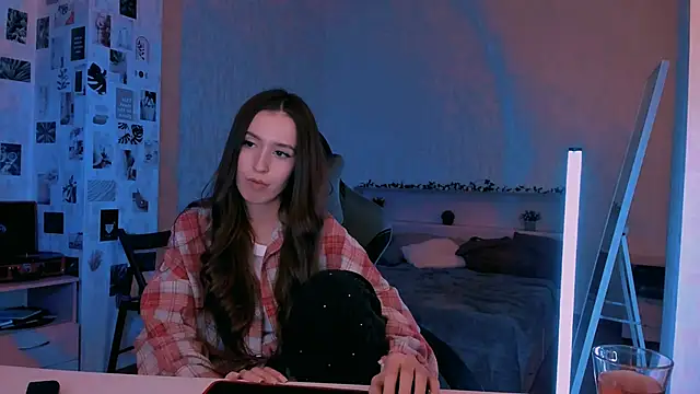 Snapshot of yourrdanceteacher chatting on 10-08-25, 07:22 yourrdanceteacher online show from 10-08-25, 07:22