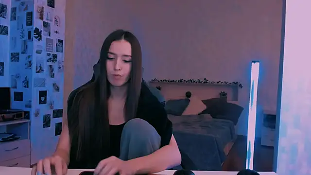 Snapshot of yourrdanceteacher chatting on 10-26-25, 07:42 yourrdanceteacher online show from 10-26-25, 07:42