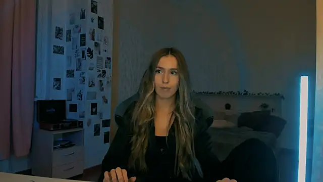 Snapshot of yourrdanceteacher chatting on 11-22-25, 07:46 yourrdanceteacher online show from 11-22-25, 07:46