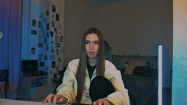 Snapshot of yourrdanceteacher chatting on 11-26-25, 07:59 yourrdanceteacher online show from 11-26-25, 07:59