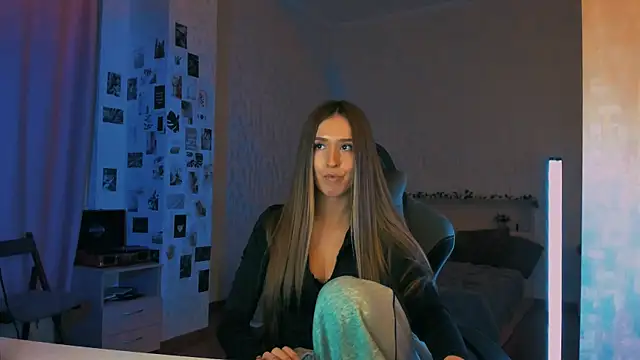 Snapshot of yourrdanceteacher chatting on 11-29-25, 08:01 yourrdanceteacher online show from 11-29-25, 08:01