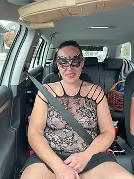 Nadja Noir online show from 11-08-25, 11:21