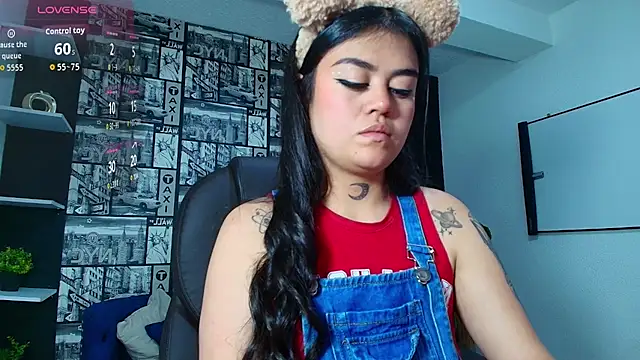 Mia Morelli  online show from 09-25-25, 04:16