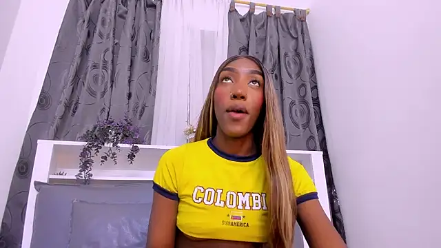 Mistt Mia online show from 01-05-26, 06:44