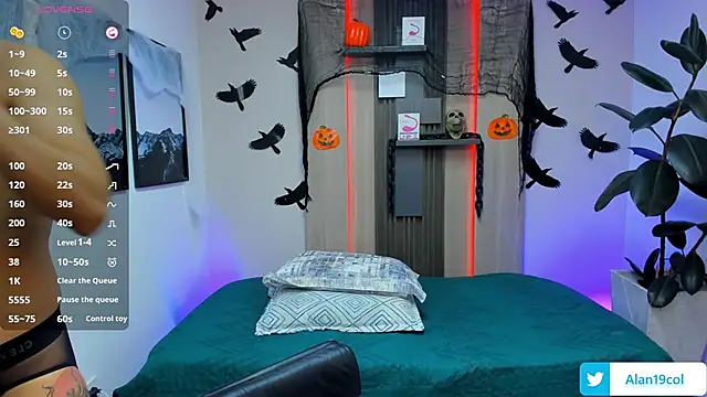 alan nd kevin online show from 10-28-25, 07:05