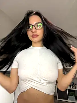 Snapshot of kaonasssiii chatting on 09-16-25, 05:58 kaonasssiii online show from 09-16-25, 05:58