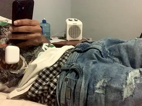 Snapshot of Insurance-03 chatting on 02-02-26, 03:11 Insurance-03 online show from 02-02-26, 03:11