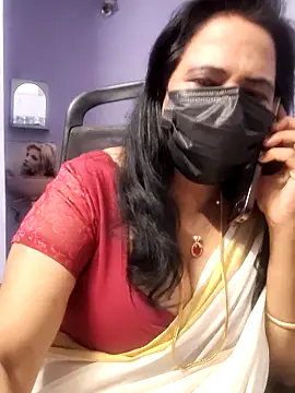 mallu-lover online show from 11-06-25, 01:56