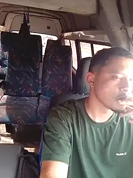 Snapshot of Deza-10 chatting on 11-05-25, 05:13 Deza-10 online show from 11-05-25, 05:13