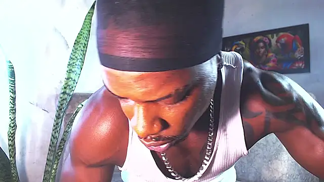 Snapshot of MrByronStallion chatting on 10-11-25, 11:25 MrByronStallion online show from 10-11-25, 11:25