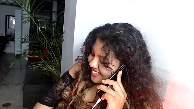 CloeStron online show from 10-11-25, 12:32