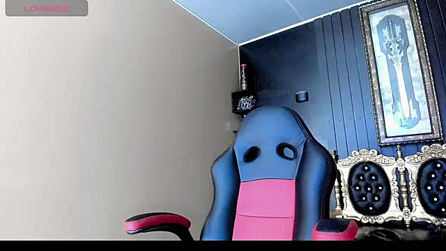 Kimberly Vazquez online show from 12-03-25, 03:14