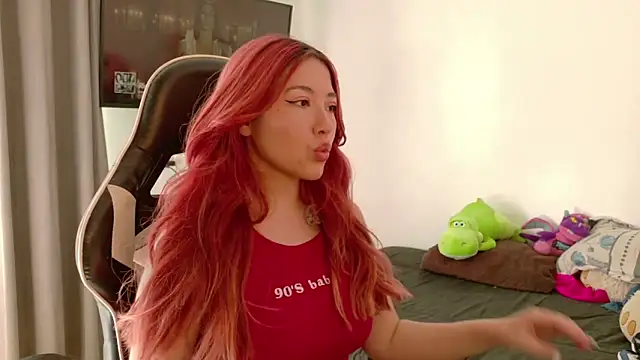 lunnaa  online show from 09-11-25, 08:09