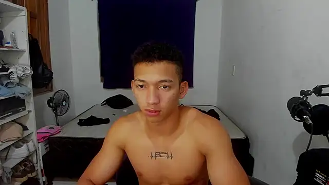 JuanchiT66 online show from 10-30-25, 05:20