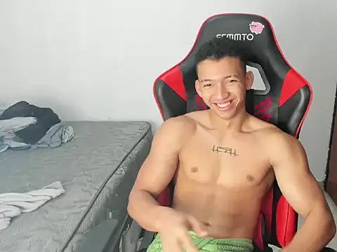 JuanchiT66 online show from 02-08-26, 04:49