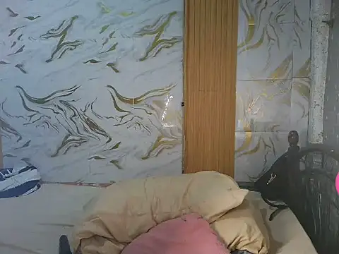 Snapshot of dimple_anne1 chatting on 02-21-26, 01:23 dimple anne1 online show from 02-21-26, 01:23