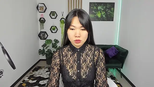 LunaPurrr online show from 10-07-25, 11:13