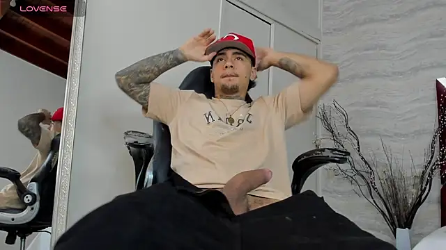 JamesDeker online show from 10-29-25, 04:04