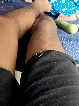 whitelady15 online show from 12-04-25, 09:07