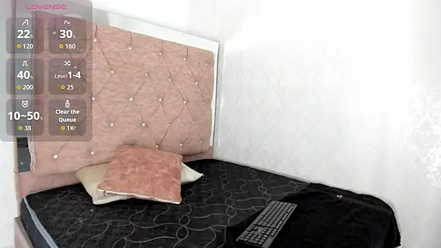 JulianaCarter online show from 11-13-25, 05:23