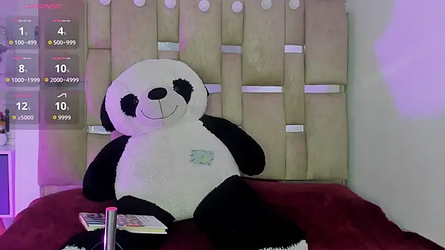 JulianaCarter online show from 12-18-25, 07:42