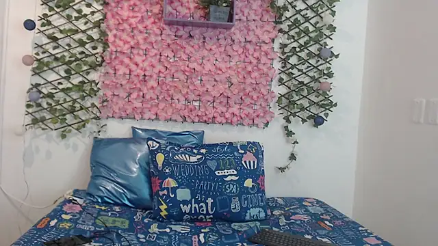 Snapshot of iam_lukas__ chatting on 09-13-25, 08:41 iam lukas online show from 09-13-25, 08:41