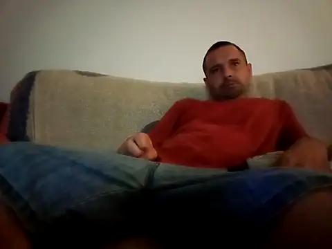 Snapshot of Feistysausage chatting on 09-16-25, 08:54 Feistysausage online show from 09-16-25, 08:54