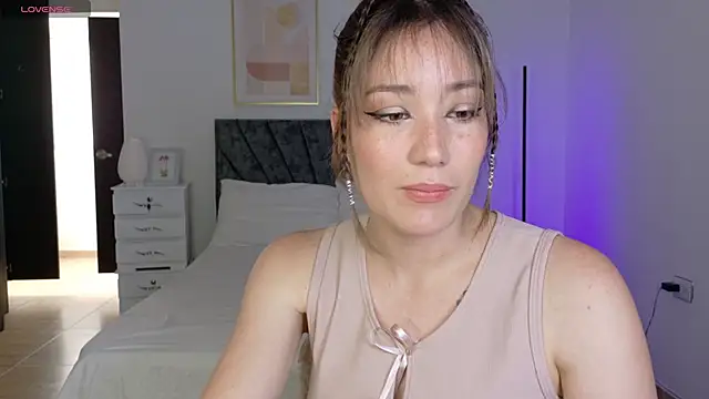 Eliih 01 online show from 09-18-25, 03:58