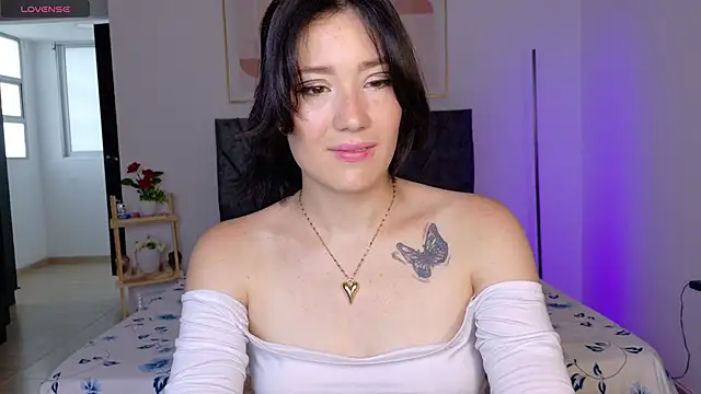 Eliih 01 online show from 10-13-25, 09:48