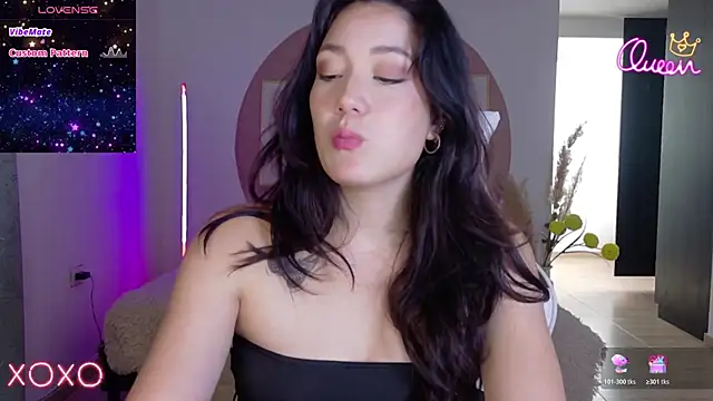 Snapshot of Eliih_01 chatting on 05-21-26, 03:30 Eliih 01 online show from 05-21-26, 03:30