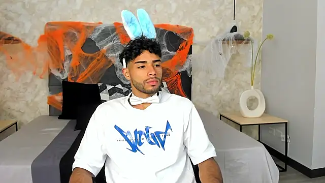 RaphaelDufort online show from 10-29-25, 12:02