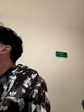 RaphaelDufort online show from 11-27-25, 11:40