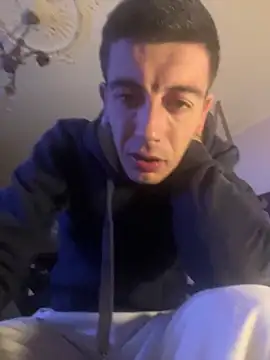 Snapshot of gb7572 chatting on 09-18-25, 08:22 gb7572 online show from 09-18-25, 08:22