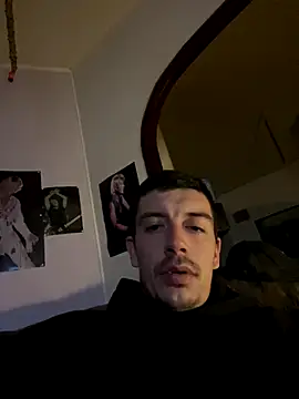 Snapshot of gb7572 chatting on 09-28-25, 11:54 gb7572 online show from 09-28-25, 11:54