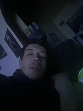 Snapshot of gb7572 chatting on 11-08-25, 05:40 gb7572 online show from 11-08-25, 05:40