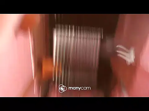 Snapshot of Hot_Samantha4u chatting on 10-26-25, 08:09 Hot Samantha4u online show from 10-26-25, 08:09