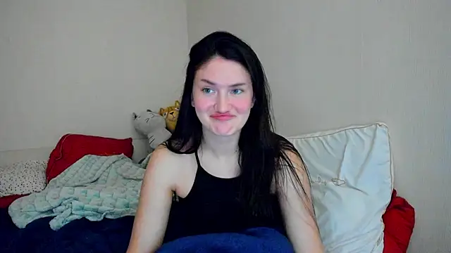 Snapshot of Roxy_Cherry chatting on 09-20-25, 01:45 Roxy Cherry online show from 09-20-25, 01:45