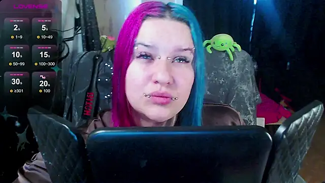 Snapshot of NeonNectar_ chatting on 02-23-26, 01:30 NeonNectar online show from 02-23-26, 01:30