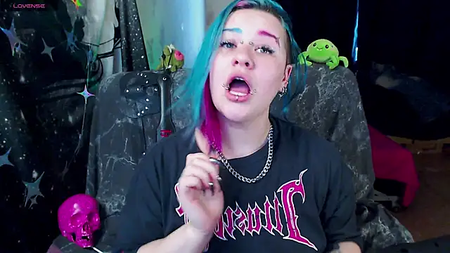 Snapshot of NeonNectar_ chatting on 03-03-26, 02:45 NeonNectar online show from 03-03-26, 02:45