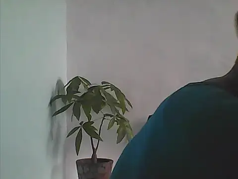 XaviGomez-87 online show from 09-08-25, 07:02