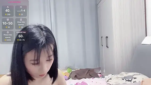 Snapshot of zxmplmm chatting on 10-01-25, 10:43 zxmplmm online show from 10-01-25, 10:43