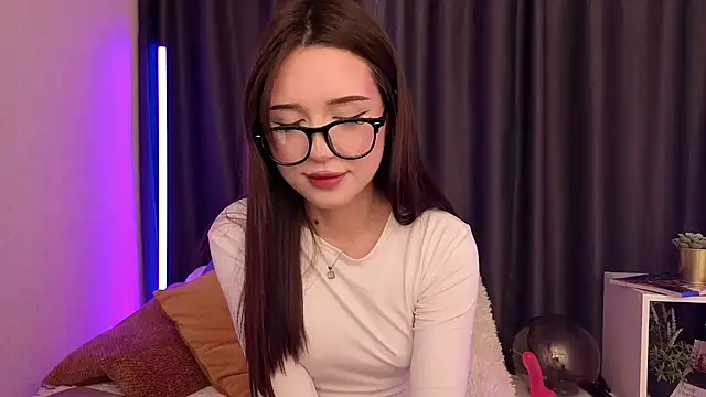 BlackEyesGirl online show from 04-01-26, 07:09