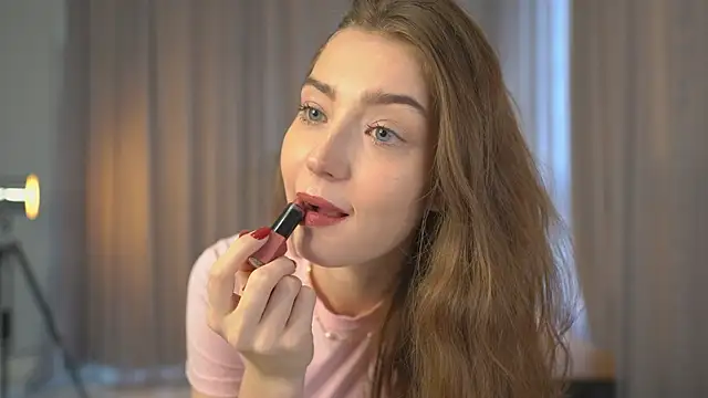 DeeannaBoera online show from 11-21-25, 04:22