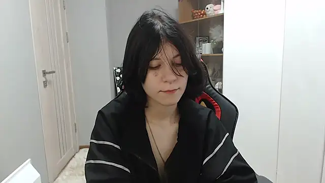 TinaQuiin online show from 09-24-25, 08:06