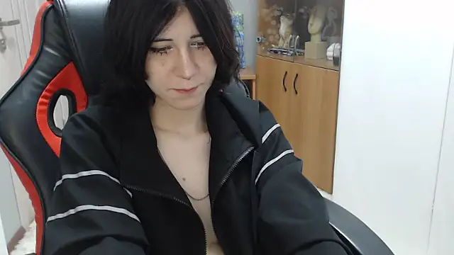 TinaQuiin online show from 09-27-25, 08:08