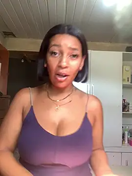 Snapshot of Crisschiavo chatting on 12-16-25, 11:48 Crisschiavo online show from 12-16-25, 11:48